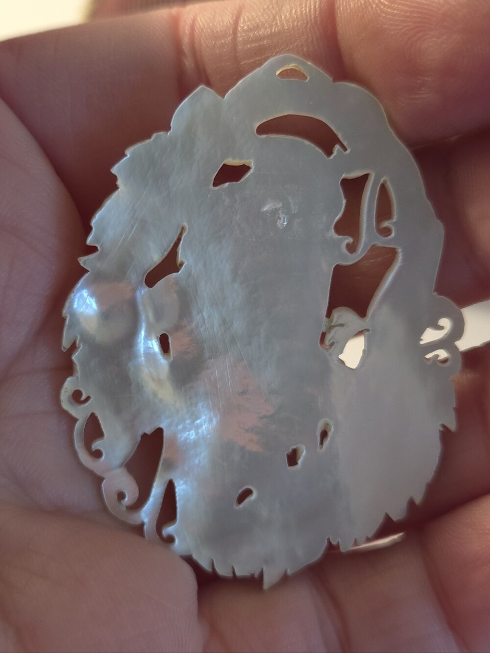Vintage Bethlehem Mother Of Pearl Carved Bird Pendant or Charm Jewelry Making - Picture 5 of 7